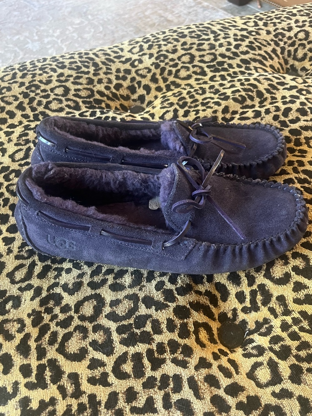 UGG Moccasin Slippers Purple SZ 9